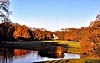 Brgerpark im sonnigen Herbst
